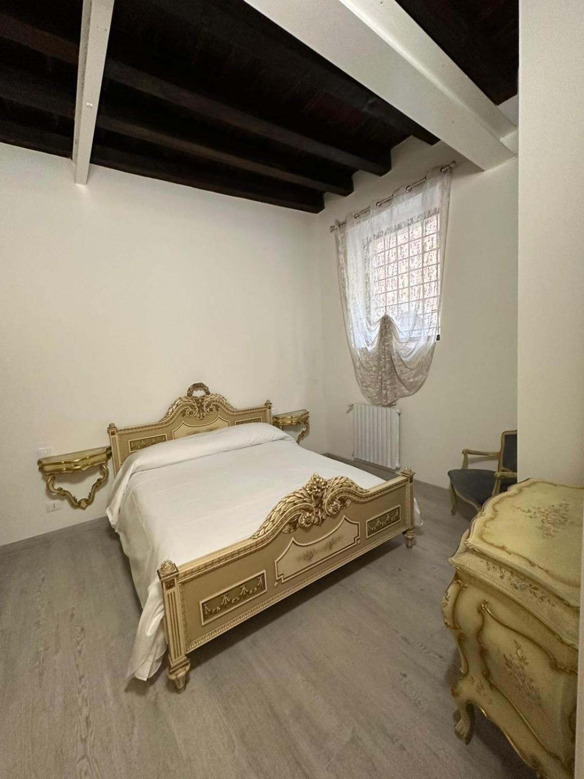 Appartement Al Campanile à Vérone Extérieur photo